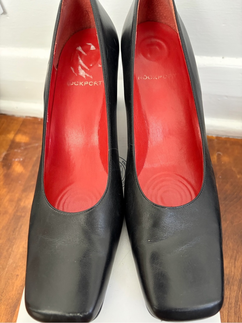 Rockport Black Leather Heels with Red Insole